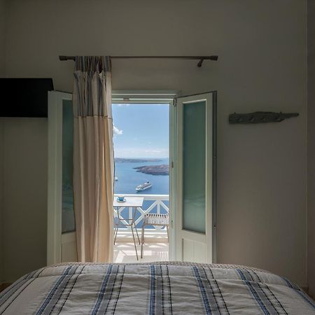 פירוסטפני Blue Dolphins Apartments מראה חיצוני תמונה