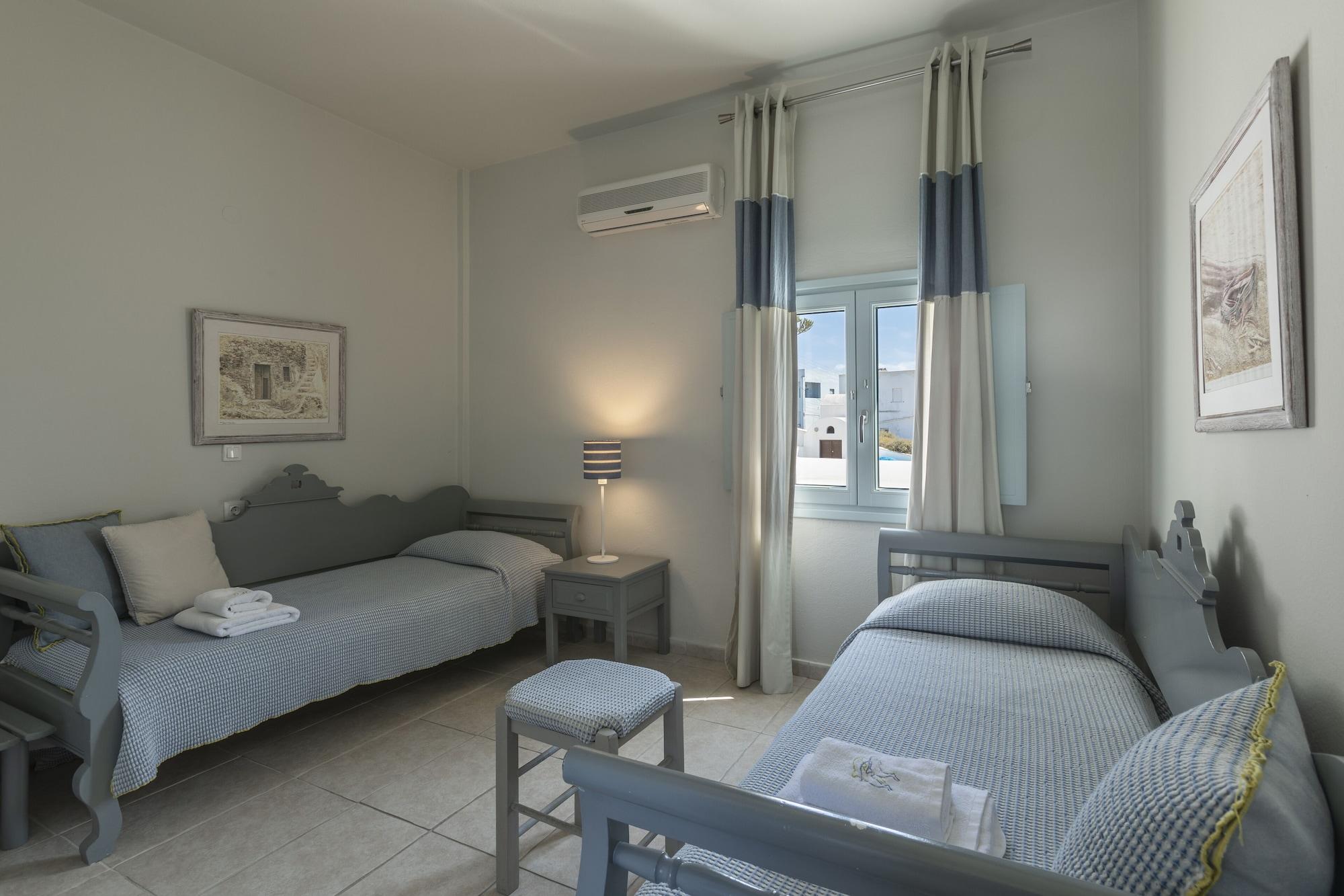 פירוסטפני Blue Dolphins Apartments מראה חיצוני תמונה