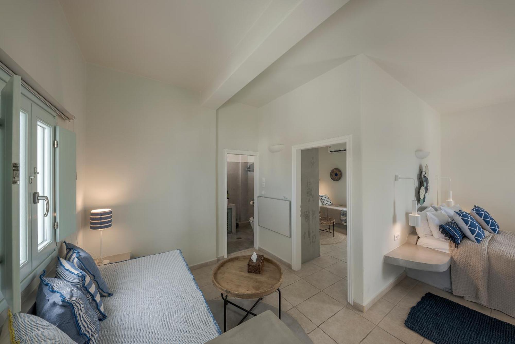 פירוסטפני Blue Dolphins Apartments מראה חיצוני תמונה