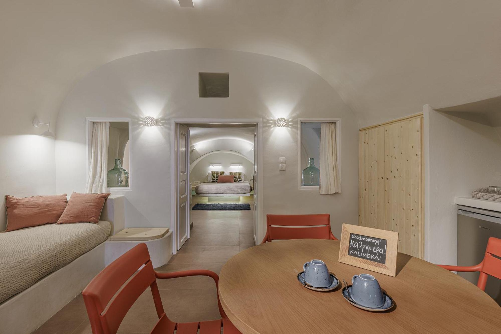פירוסטפני Blue Dolphins Apartments מראה חיצוני תמונה