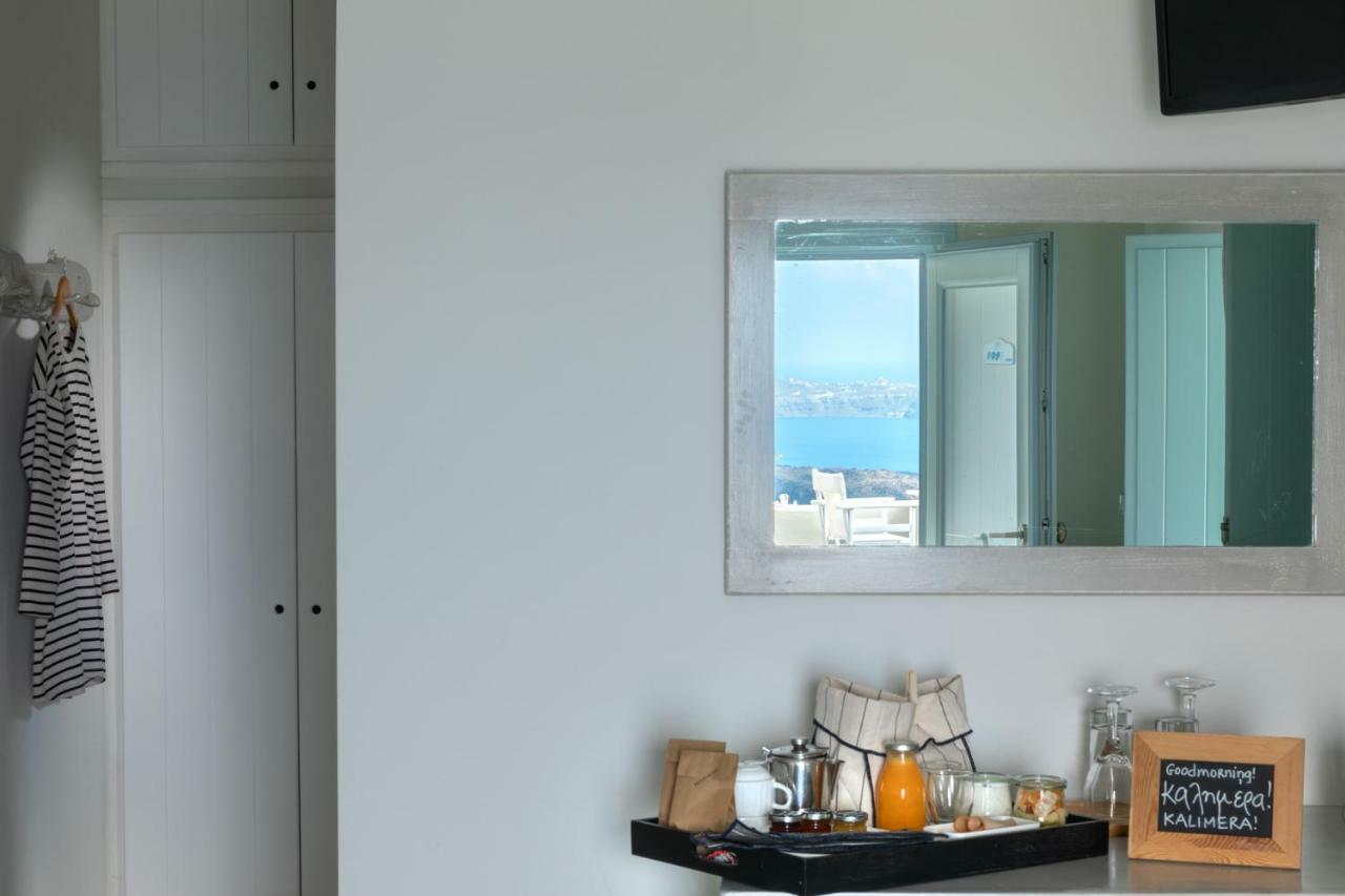 פירוסטפני Blue Dolphins Apartments מראה חיצוני תמונה